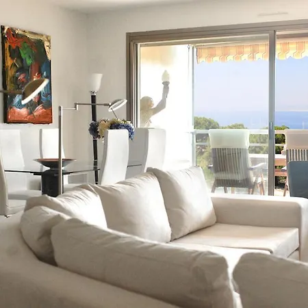 La Corniche Apartment