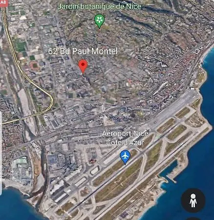 Appartement Renove 2023 Proche Aeroport 5min, Gare Sncf 2 Min, Tramway Au Pied De L'immeuble , Parking Possible, Renovated 2023 Near The Airport 5 Min, Train Station 2 Min, Tram Next To The Building 1 Min, Parking Possible *