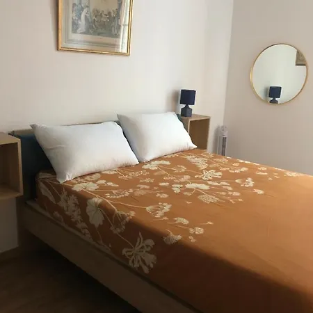 Place Massena Apartment Nice