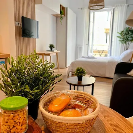 Sunshine Getaway - Stylish In The Heart Of Appartement Nice