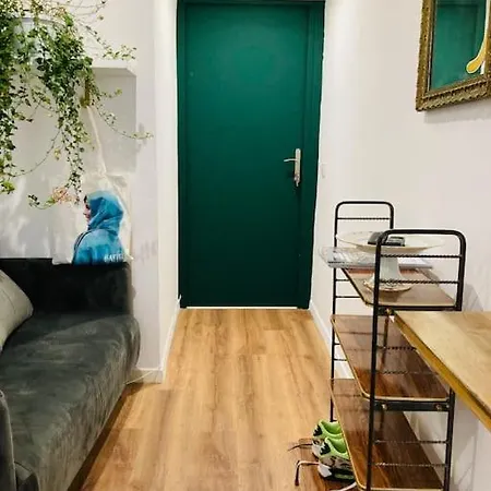 Vieux Garibaldi Rénové Appartement *