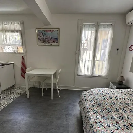 Bottero, Climatise Apartment Nice