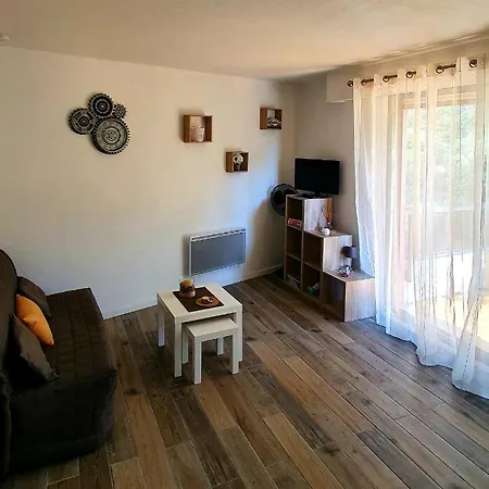 Apartment Exceptionnel Proche Avec Piscine, Parking Et Terrasse