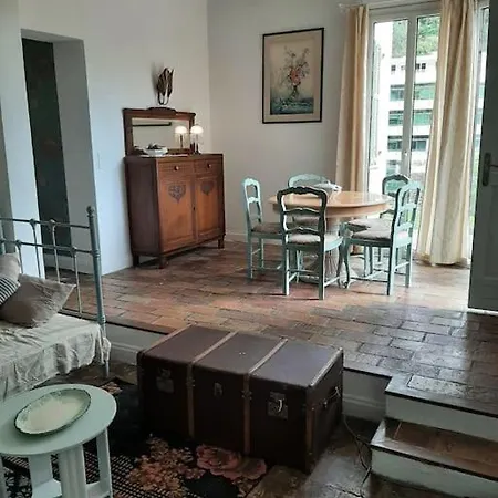 Jardin Piscine Holiday home *