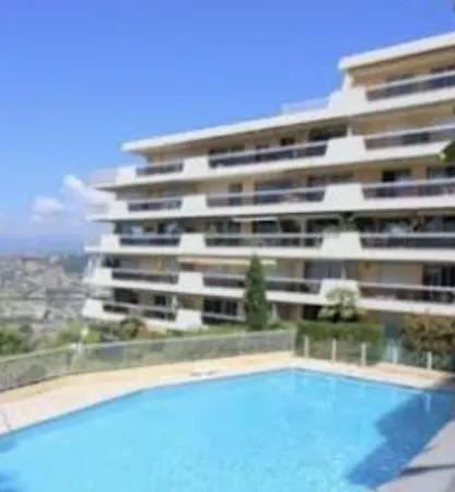 Superbe 2 Pieces Avec Vue Piscine * Nice