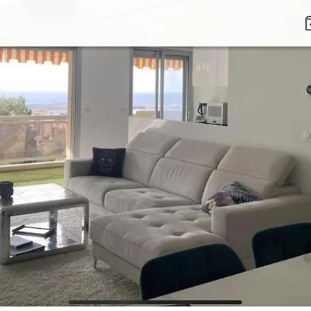 Superbe 2 Pieces Avec Vue Piscine * Nice