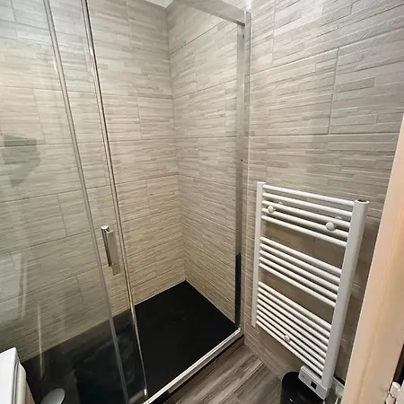 Apartment Studio Les Emeraude Five Stars House Nice
