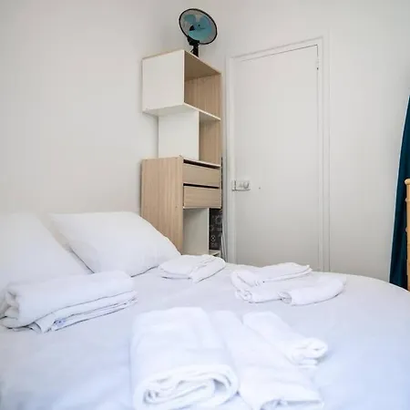 Guestready - Saint-nicolas Cathedral Quaint