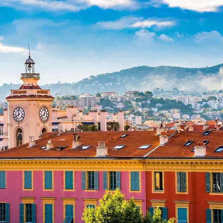 Cozy In The Heart Of Old * Nice
