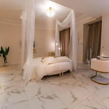 Loveroom Avec Jacuzzi, Instant Detente Nice
