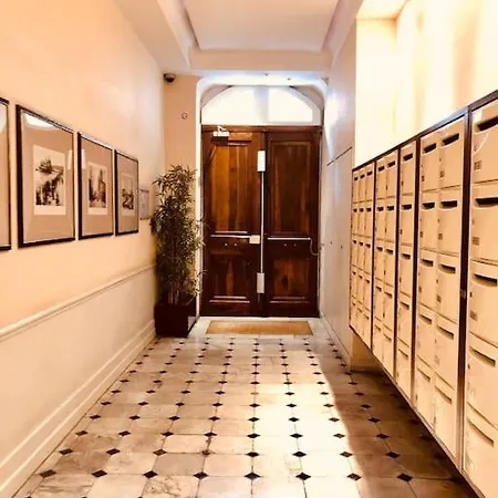 Apartment En Plein Coeur De *