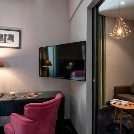 Western Cosy Hotel