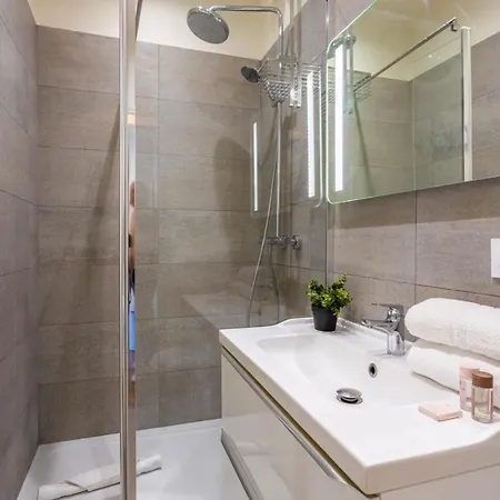Le Rossini Ap4228 By Riviera Homes * Nice