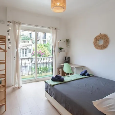 26 , La Riviera