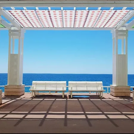 Pretty Flat, 100m Promenade In City Center Nice