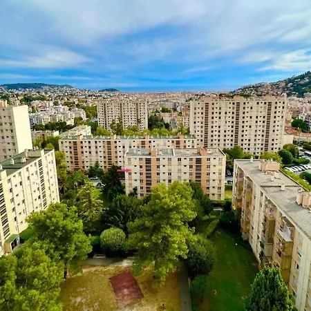 Nord 2 Pieces Calmes,wifi,clim,balcon,parking Appartement *