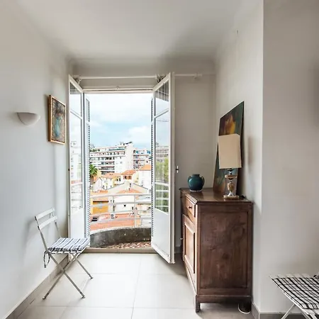 Appartement Fleurs De Furnished Flat *