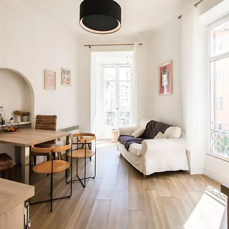 Apartment L33 Michelet 2bdr Balcony 15mins To Wifi Nice