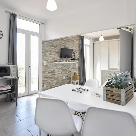 Cozy In Appartement Nice