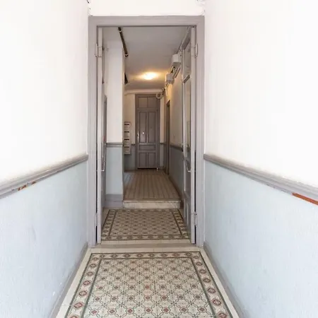 Apartment L33 Michelet 2bdr Balcony 15mins To Wifi Nice