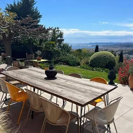 Villa Avec Vue Et Piscine