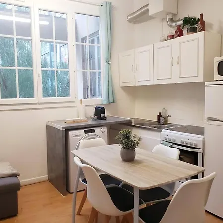 Cosy Plein Centre Apartment *