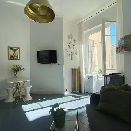Un Appart En Ville Apartment *