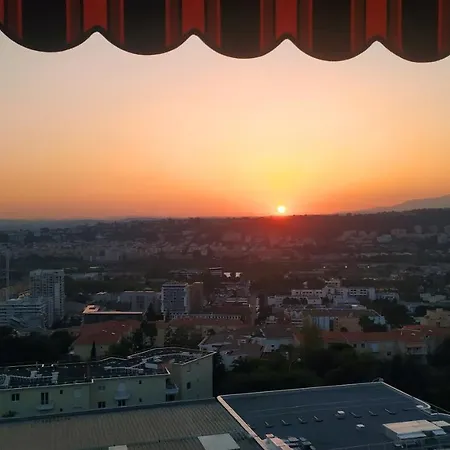 Appartement Vue Et Montagne Panoramique *