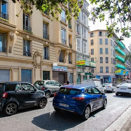 Apartment L51 Reine Jeanne 6 Pax Ac