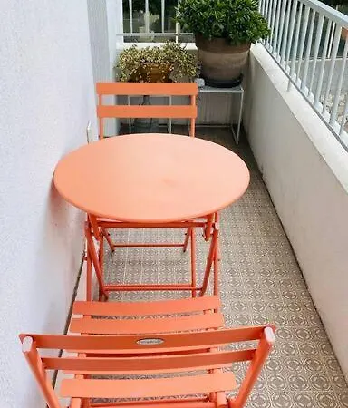 Large Studio With Parking * Nice