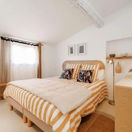 Renting - Neuve - Luxury Triplex Old Town Massena Garibaldi - 4 Bedroom - Ac Apartment *