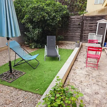 Apartment Jardin Lympia : Studio-jardin Port De Centre