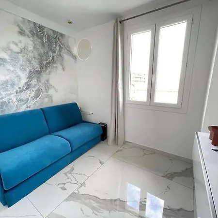 Apartment Front, Superbe Pour 4 Personnes Nice