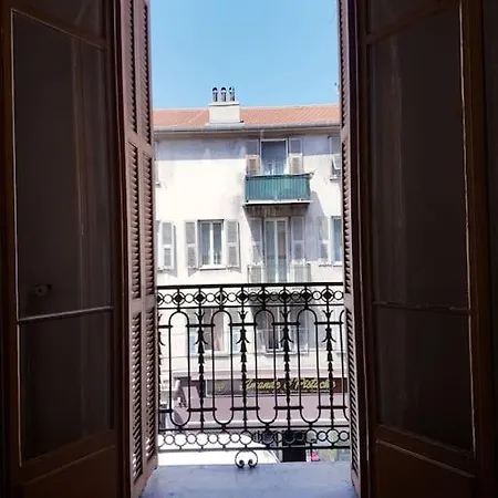 Superbe 3 Chambres + Salon 80m2 Apartment
