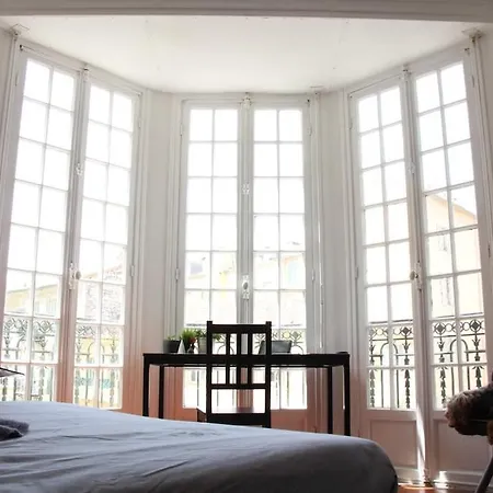 Superbe 3 Chambres + Salon 80m2 *
