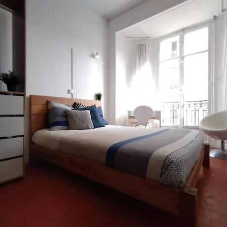 Apartment Superbe 3 Chambres + Salon 80m2 *