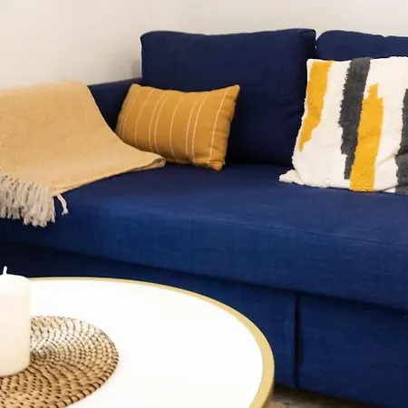Apartment #44 Staywiz Us -1 Bdr Flat Cap Ac Balcony 5mins Walk To