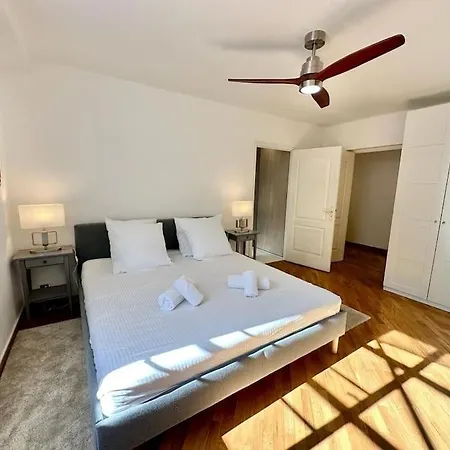Apartment Downtown Modern Luxury - 3 Bedrooms 3 Baths *