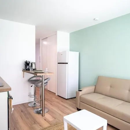 Guestready - Coastal Chic Retreat In * Nice
