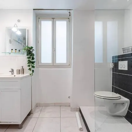 Apartment Grand Appartement- Le Port A/c *
