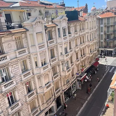 Emplacement Parfait Centre De A Deux Pas Des Plages Apartment *