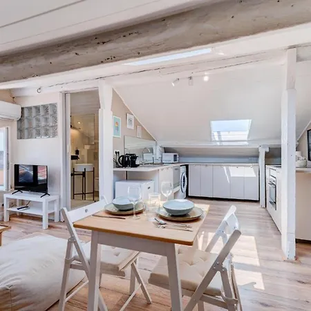 Lovely - Port De Appartement Nice