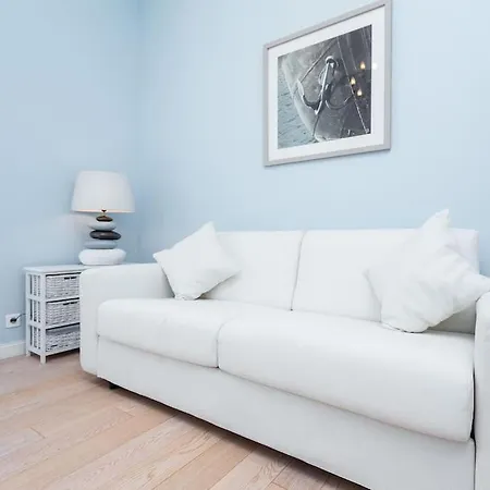 Superb - 2min To Apartment