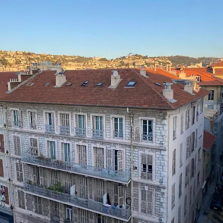 Hotel Chez Bastien *