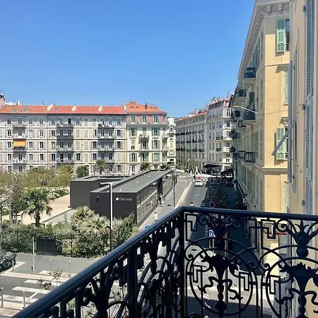 Perle De - Grand Familial Apartment Nice