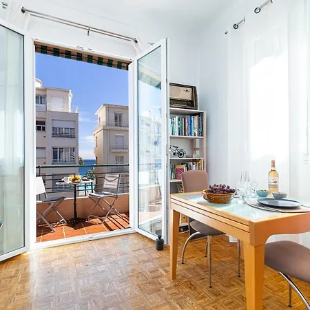 The Place To Be In Appartement Nice