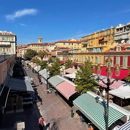 Apartment Old Town Place Rossetti Themed 2br Full Air Conditioning *