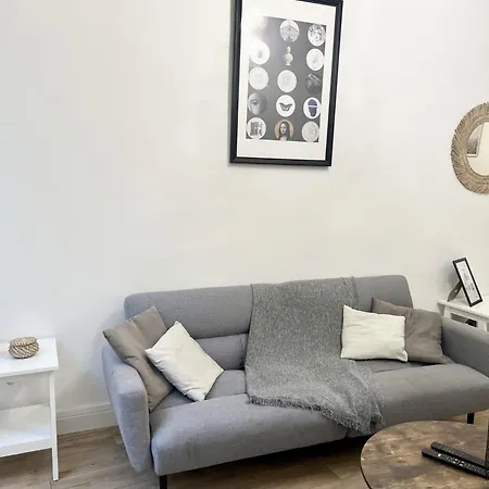 Sublime 2 Pièces Au Cœur De La Vieille Appartement Nice