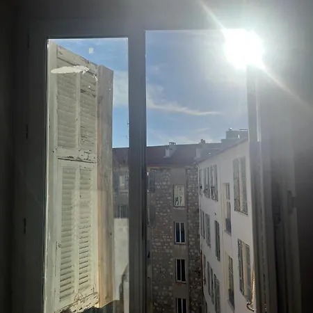 Chambre Double Avec Salle De Bain Privative En Plein Coeur De Nice Homestay Nice