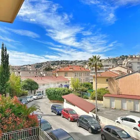 Apartment Le Yannick : Wifi/tramway/lumineux/calme Nice